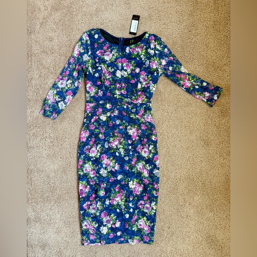 Navy Floral Body-hugging Dress Size Small NEW WITH TAG